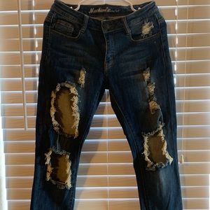 Destroyed jeans